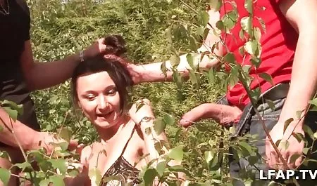 زن سیاه و سفید با یک الاغ بزرگ یک قسمت صورتی را در دوش می کانالهای خفن سکسی خورد