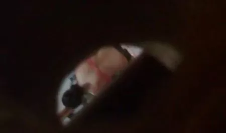 آشنایی با سکس ۱۸ همسایه با از دست دادن مرد شروع شد