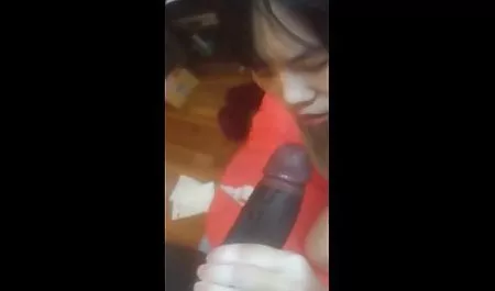 دوست دارد سکس دختران هجده ساله با یکی از شرکای رقص خود سرگرم کننده باشد