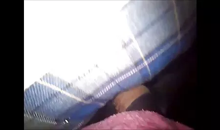 ناپدری برنزه سکس دختران زیر هجده سال نتوانست در برابر یک پد سبیل مقاومت کند و به خودش داد