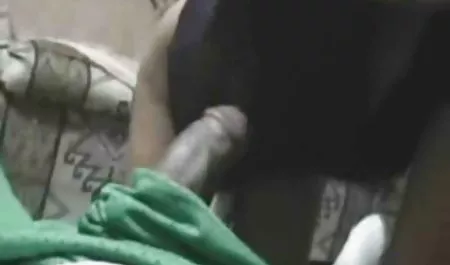 تلاوت داغ هنگام لعنتی با یک دانش آموز مبتذل با رنگ آغشته کانال خفن سکسی شد