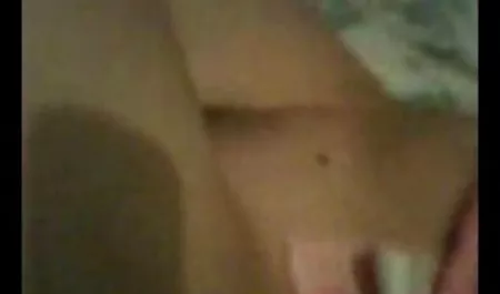 مرد مبتذل طاس ، دیک کانال تلگرام سکس خفن بزرگی را در گربه یک دوچرخه سوار اسکیت باز قرار می دهد